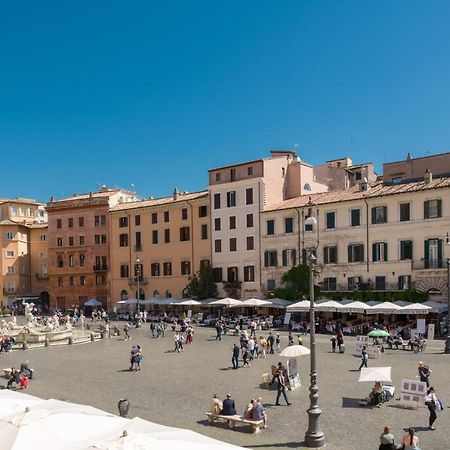 New! Amazing Piazza Navona View Appartement Rome Buitenkant foto