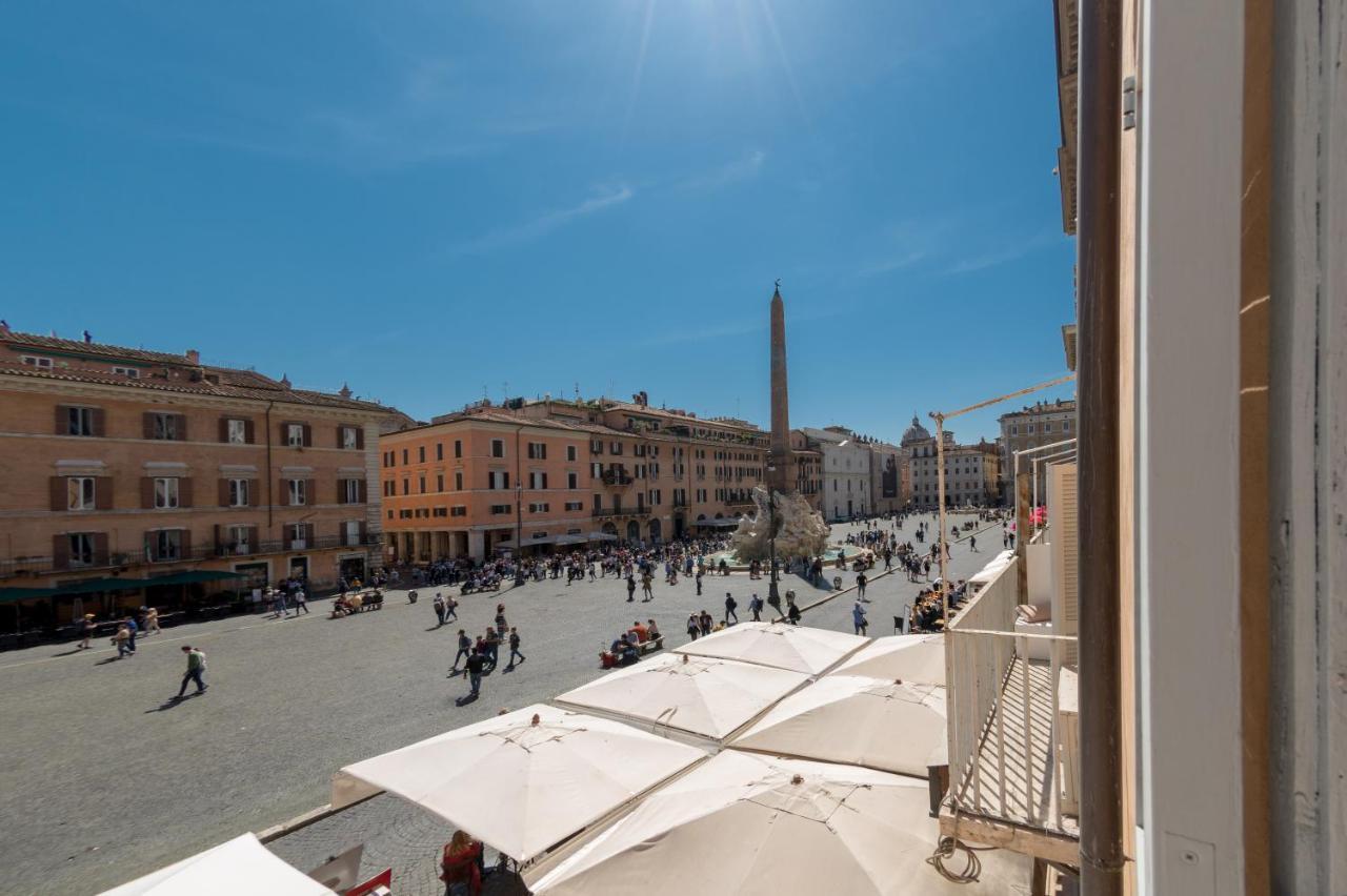 New! Amazing Piazza Navona View Appartement Rome Buitenkant foto